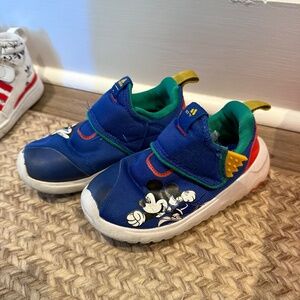 Adidas x Disney Suru365 Mickey Mouse Toddler Slip-On Shoes